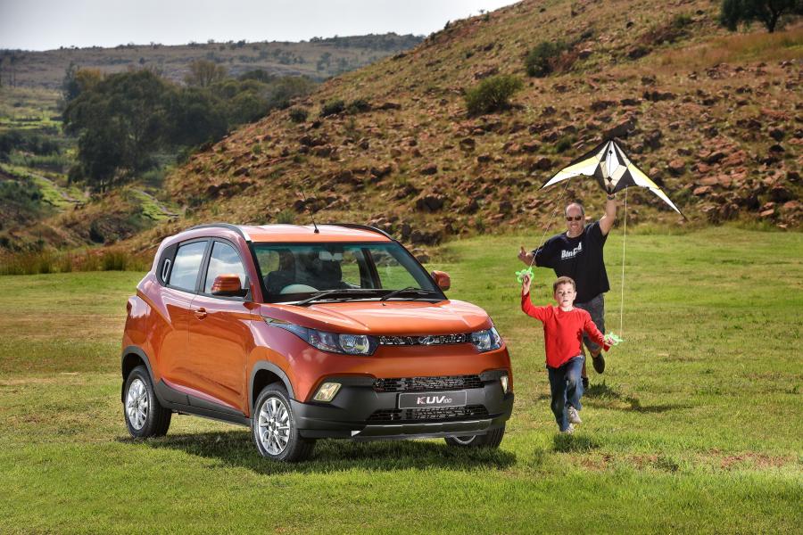  Mahindra KUV100 2016 года  (ZA) (фото 8 из 23)